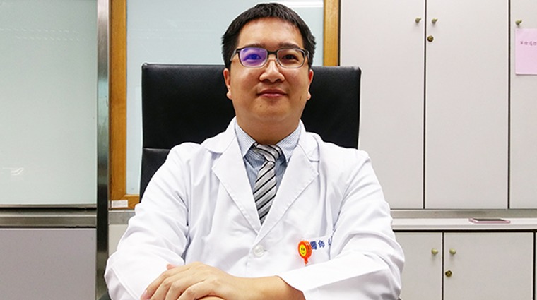 臺北市立聯合醫院忠孝院區胸腔內科主治醫師張富康 臺北市立聯合醫院忠孝院區胸腔內科主治醫師張富康