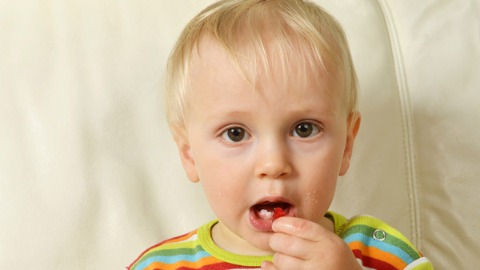 降血糖藥當糖吃 幼兒全身抽搐送醫