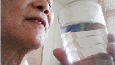 生飲過濾水染細菌 80歲阿嬤腎衰竭