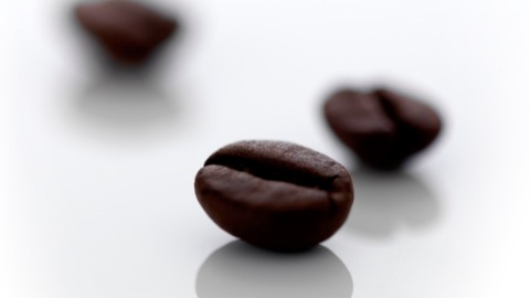 生吃咖啡豆 可幫助體脂肪消減
