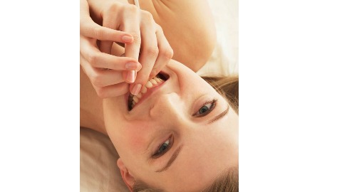 舒眠牙醫零痛感　舒適植牙還能同步牙齒美容